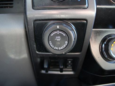 Used 2019 Ford F150 XLT w/ Equipment Group 302A Luxury image 13