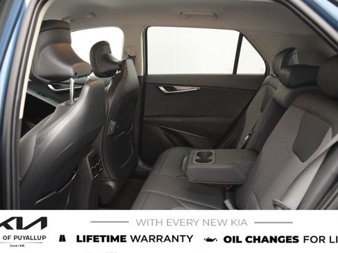 New 2026 Kia Niro EX FWD image 12