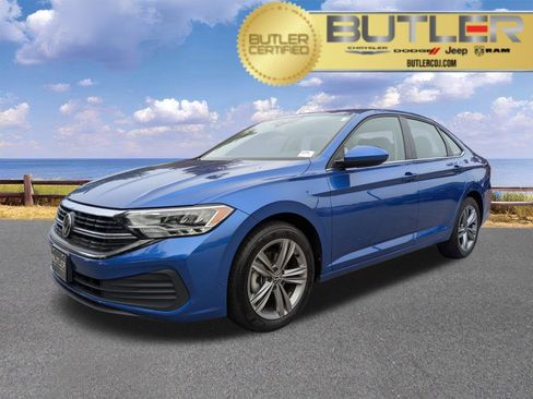 Used 2024 Volkswagen Jetta SE image 1