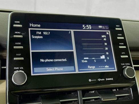 Certified 2020 Toyota Avalon XLE w/ Moonroof Package image 7