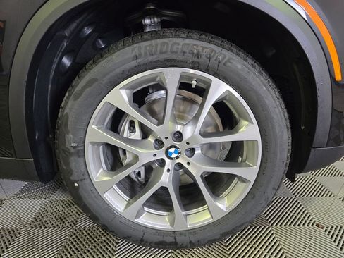 New 2026 BMW X5 xDrive40i image 2