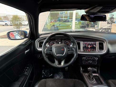 Used 2019 Dodge Charger Scat Pack w/ Dynamics Package image 40