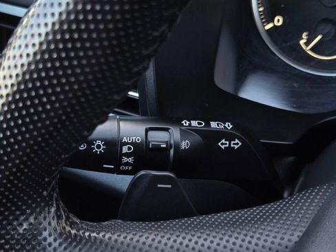 Used 2024 Mitsubishi Outlander SE Black Edition FWD image 24