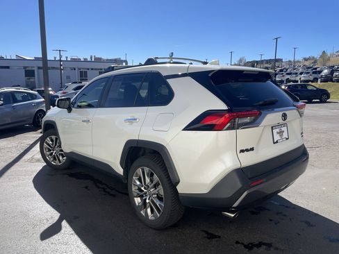 Used 2019 Toyota RAV4 Limited w/ Cold Weather Package image 5