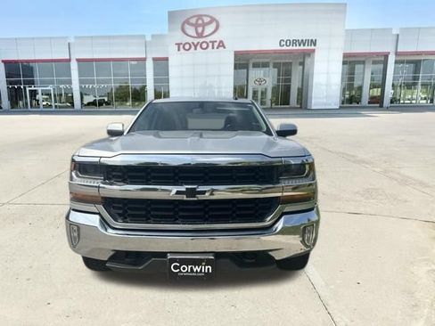 Used 2018 Chevrolet Silverado 1500 LT w/ All Star Edition AWD/4WD image 2
