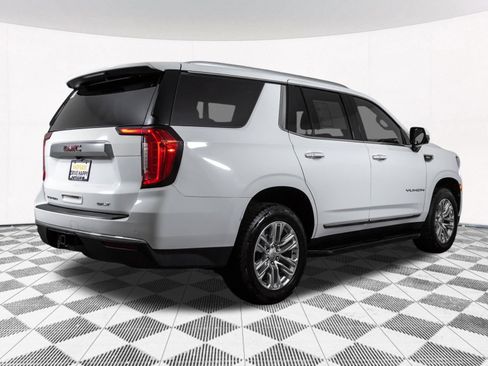 Used 2023 GMC Yukon SLT w/ SLT Luxury Package AWD/4WD image 19