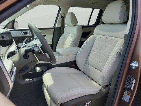 New 2025 Hyundai Santa Fe Calligraphy image 10