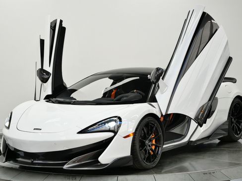 Used 2019 McLaren 600LT RWD image 44
