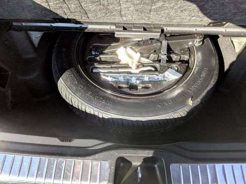 Used 2023 Mercedes-Benz GLS 450 4MATIC image 53