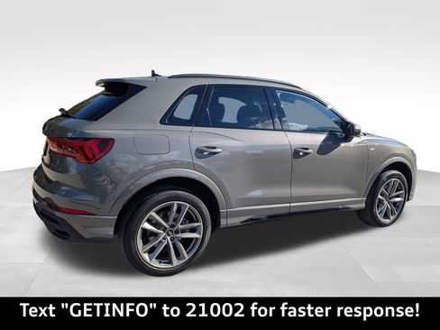 Used 2023 Audi Q3 2.0T Premium Plus w/ Premium Plus Package image 3