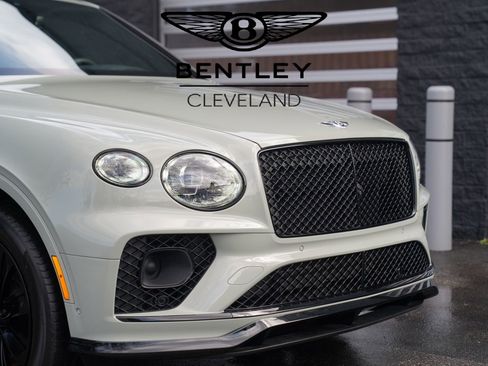 Used 2023 Bentley Bentayga Speed image 59