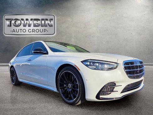 Used 2025 Mercedes-Benz S 580e 4MATIC Sedan image 2