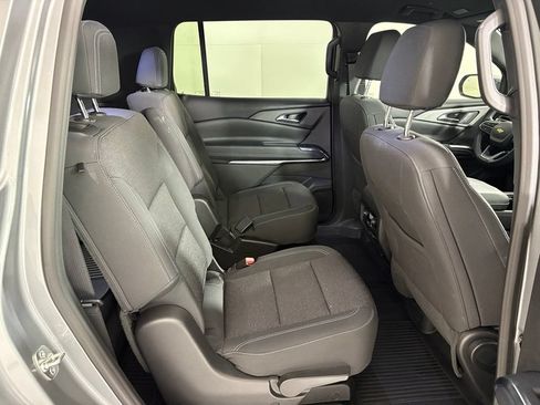 Used 2026 Chevrolet Traverse LT w/ Driver Confidence Package FWD image 47