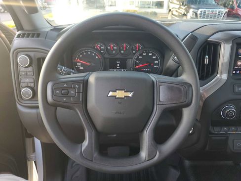 New 2026 Chevrolet Silverado 1500 W/T image 11