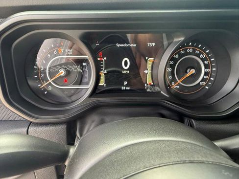 Certified 2025 Jeep Gladiator Rubicon image 20