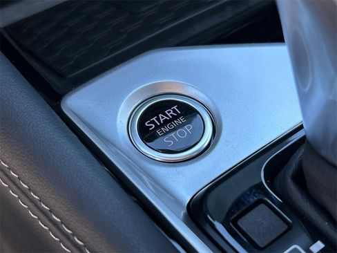 New 2025 Nissan Altima 2.5 SL image 17