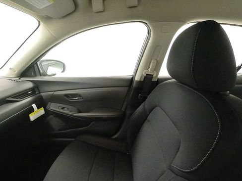 Used 2024 Nissan Sentra S FWD image 20