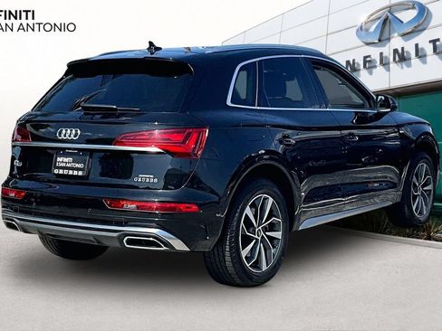 Used 2023 Audi Q5 2.0T Prestige w/ Prestige Package AWD/4WD image 2
