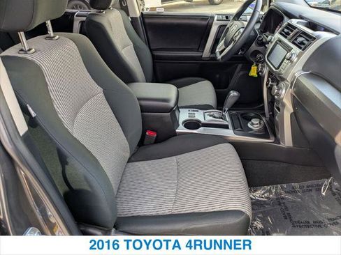 Used 2016 Toyota 4Runner SR5 AWD/4WD image 25