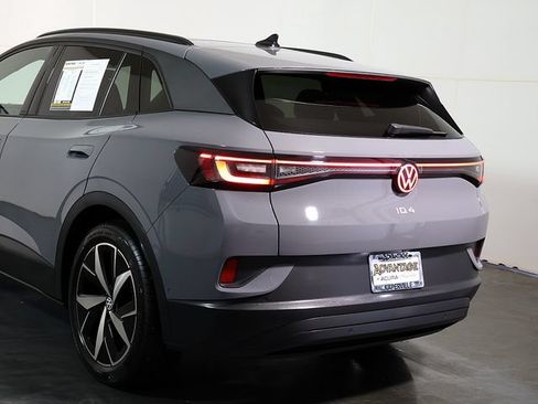 Used 2023 Volkswagen ID.4 S RWD image 11