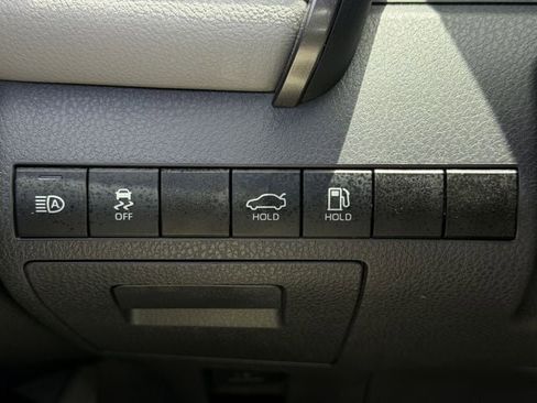 Used 2021 Toyota Camry LE FWD image 21
