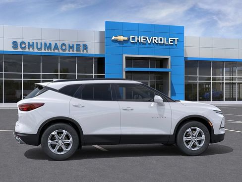 New 2026 Chevrolet Blazer LT w/ Convenience Package AWD/4WD image 5
