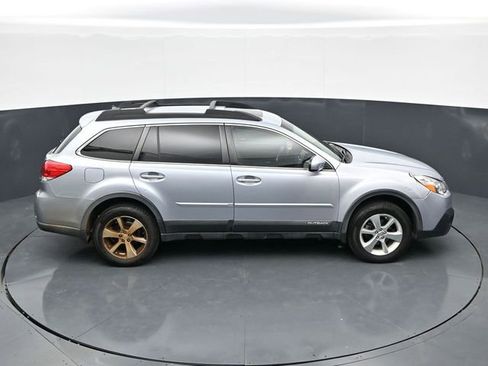Used 2014 Subaru Outback 2.5i Limited w/ Moonroof Package image 33