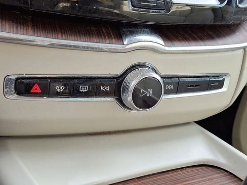 Used 2019 Volvo XC60 T5 Inscription w/ Protection Package Premier image 19