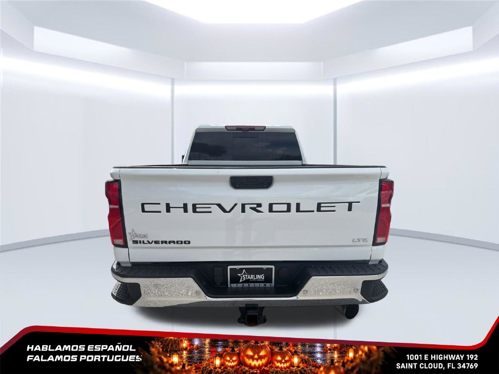 Used 2025 Chevrolet Silverado 2500 LTZ w/ LTZ Premium Package AWD/4WD image 4