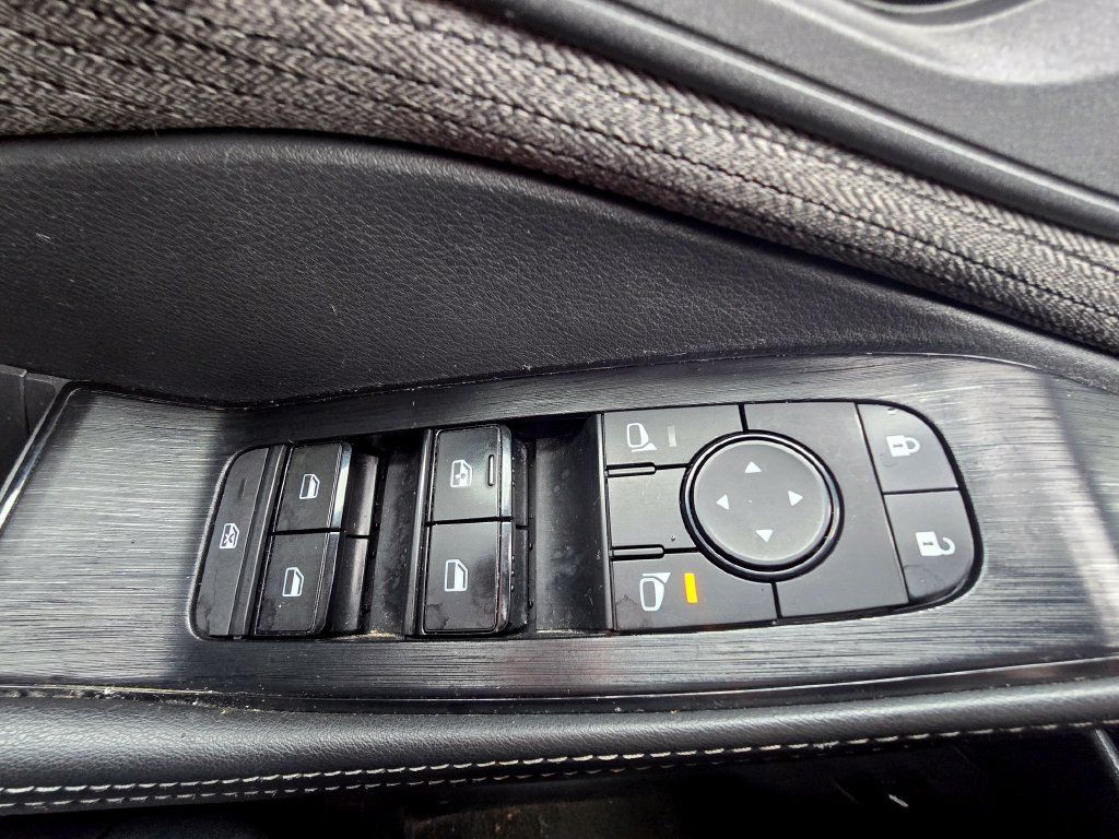 Used 2021 Nissan Rogue S AWD/4WD image 20