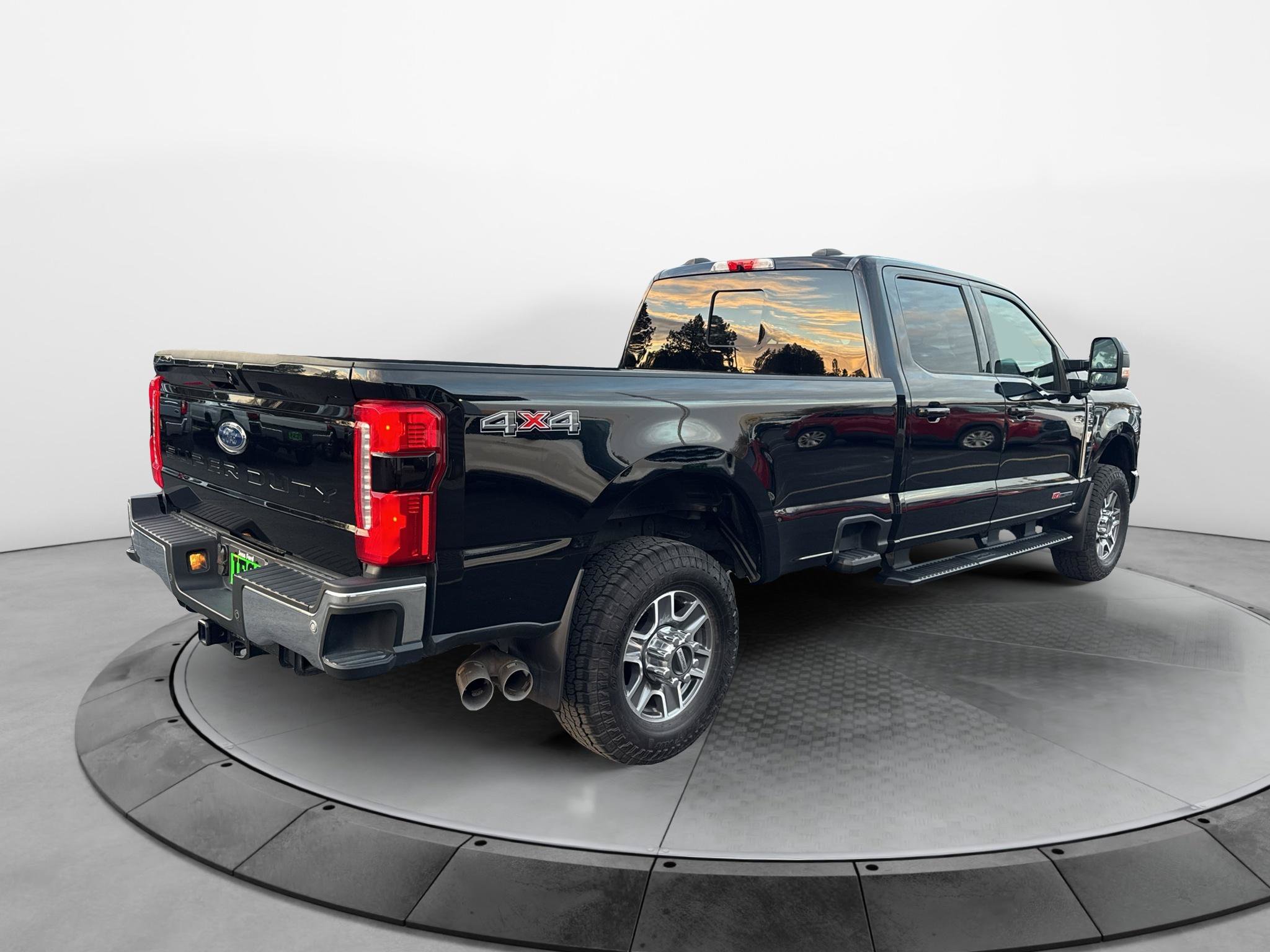 Used 2024 Ford F350 Lariat w/ Camper Package AWD/4WD image 5