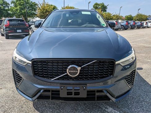 New 2025 Volvo XC60 T8 Plus w/ Protection Package Premier image 9