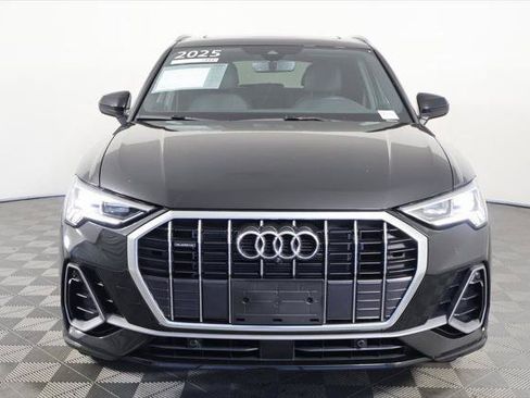 Certified 2025 Audi Q3 2.0T Premium Plus w/ Premium Plus Package AWD/4WD image 2