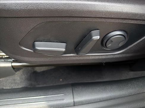 Used 2021 Kia Sorento S w/ Panoramic Sunroof Package AWD/4WD image 30