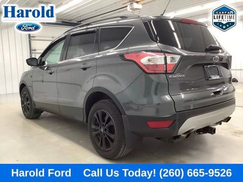 Used 2018 Ford Escape SE w/ SE SYNC Package image 4
