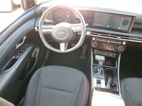 Used 2025 Hyundai Tucson SEL image 10