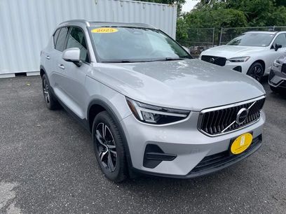Used 2025 Volvo XC40 B5 Core w/ Protection Package Premier