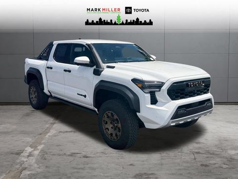 New 2026 Toyota Tacoma 4x4 Double Cab Hybrid image 8