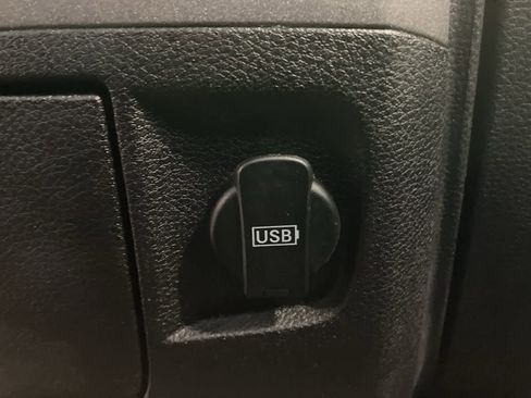 Used 2015 RAM 1500 Express image 18