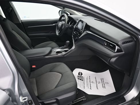 Used 2024 Toyota Camry LE w/ Convenience Package FWD image 12