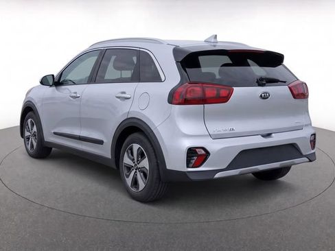 Used 2021 Kia Niro LX FWD image 3