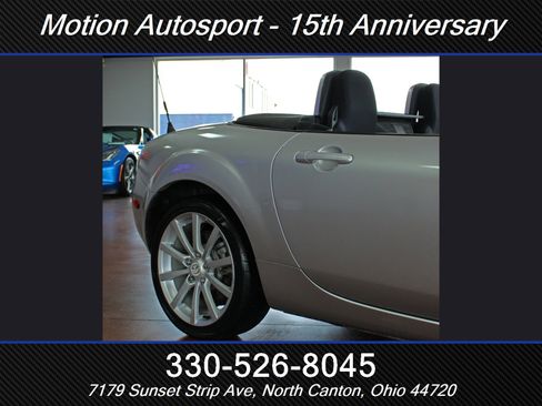 Used 2006 MAZDA MX-5 Miata Sport RWD image 46