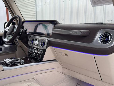 Used 2023 Mercedes-Benz G 63 AMG Squared image 15