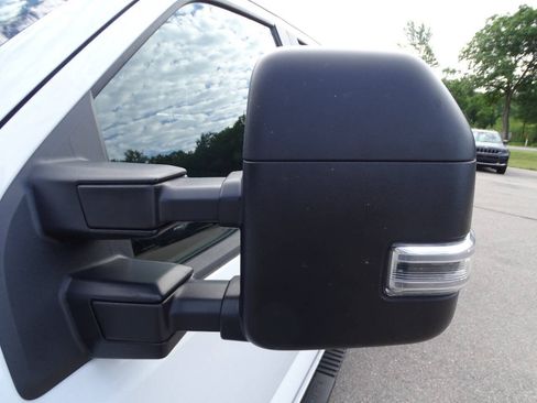 Used 2025 Ford F250 4x4 Crew Cab XL image 41