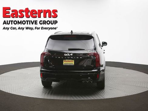Used 2025 Kia Telluride S AWD/4WD image 38