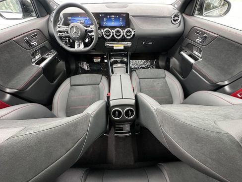 New 2026 Mercedes-Benz GLA 35 AMG 4MATIC image 28