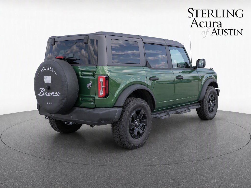 Used 2024 Ford Bronco Black Diamond AWD/4WD image 4