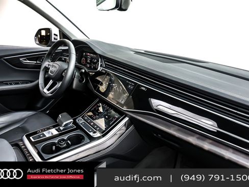 Used 2023 Audi Q8 Premium Plus w/ Premium Plus Package image 17