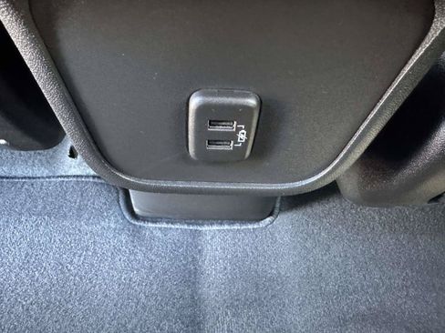 Used 2024 Chevrolet Equinox LT AWD/4WD image 21