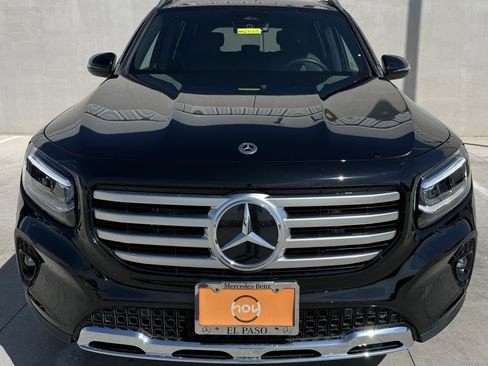 Used 2024 Mercedes-Benz GLB 250 250 image 2